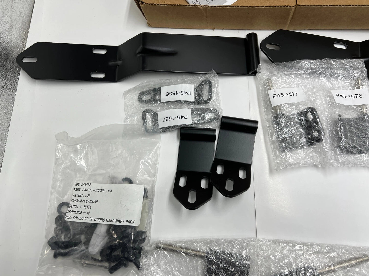 Polaris PAA378-HDWR-LG Heavy Duty Black Flush-Mount RV/Trailer Door Latch with Keys