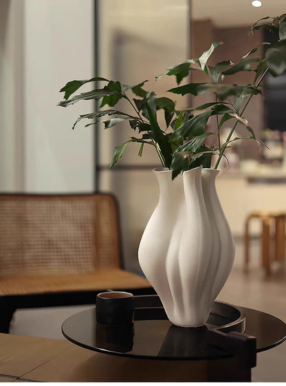 Modern Ceramic Tabletop Vase – Light Luxury Decorative Flower Vase
