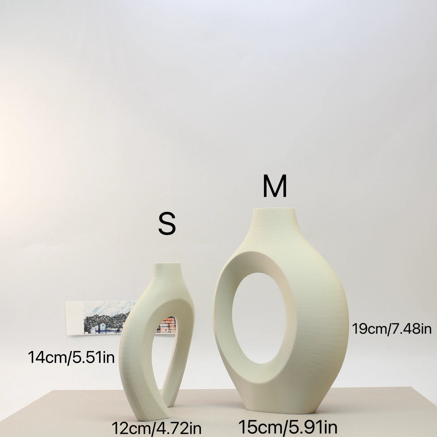 Black and White Interlocking Ceramic Vases – Modern Art Decor, Hollow Centerpiece Set for Flowers & Home Display