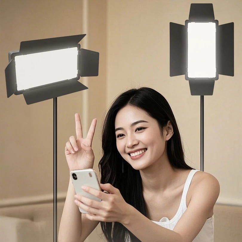 RGB LED Photo Light Portable Bi-Color 3200K-5600K Video Lamp with Built-in Battery