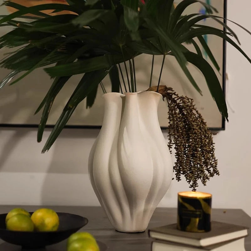 Modern Ceramic Tabletop Vase – Light Luxury Decorative Flower Vase