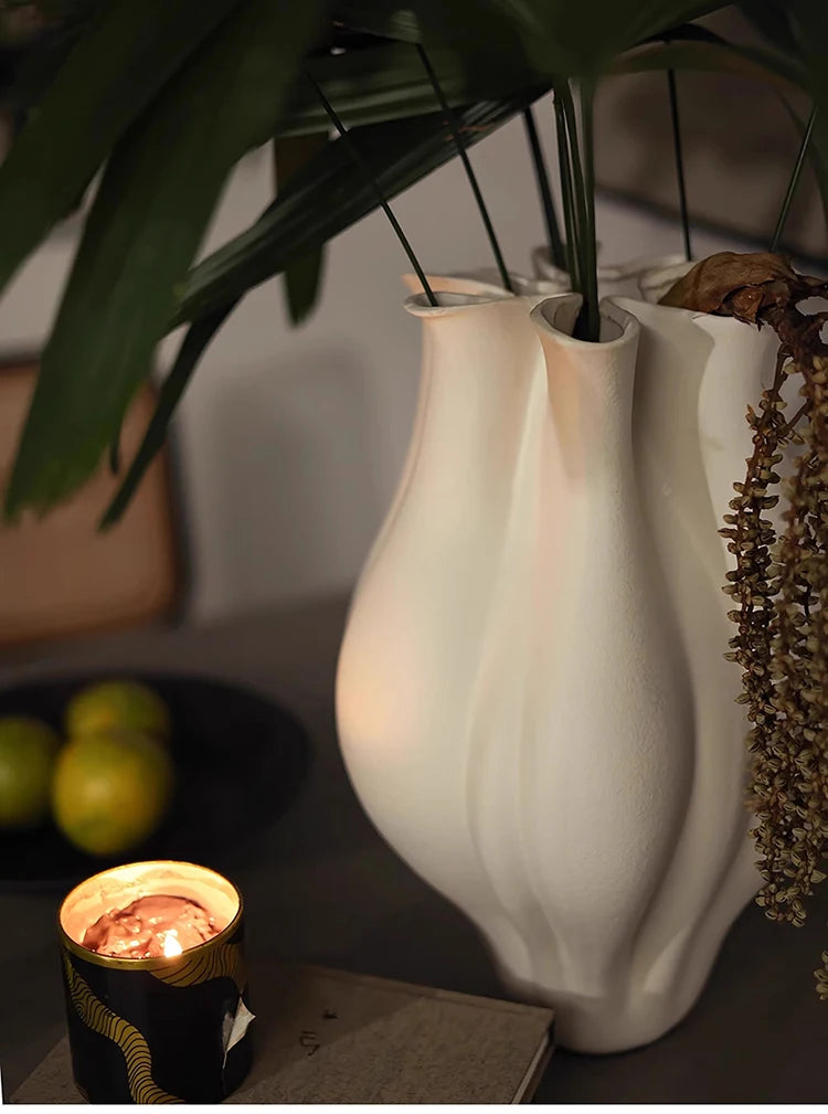 Modern Ceramic Tabletop Vase – Light Luxury Decorative Flower Vase