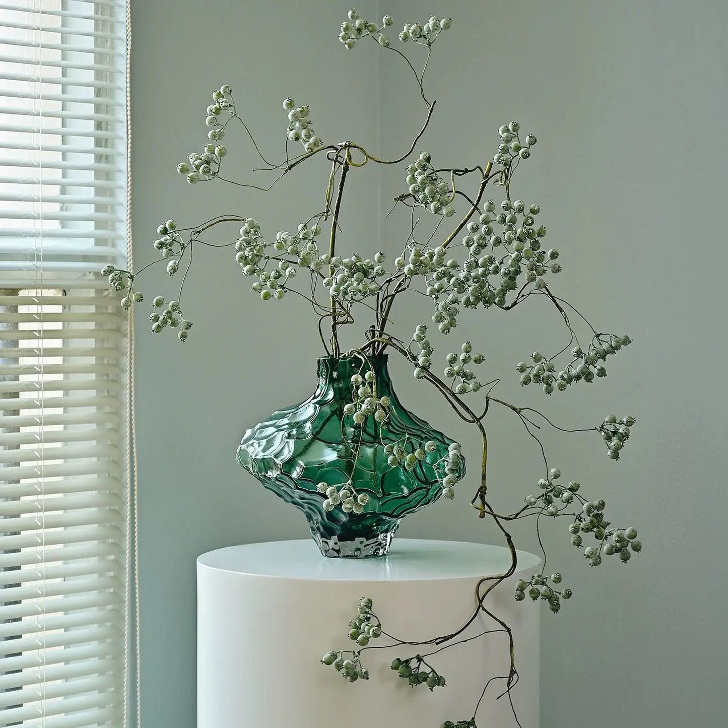 Vase in The Ancient Style Canyon Glass Thickened Creative Senior Sense of Home Decoration Valley Flower