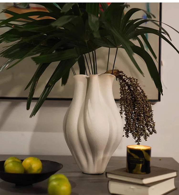 Modern Ceramic Tabletop Vase – Light Luxury Decorative Flower Vase