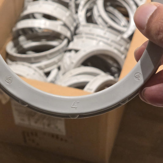 4" Gray Plastic Insulating Conduit Bushing for Rigid/IMC